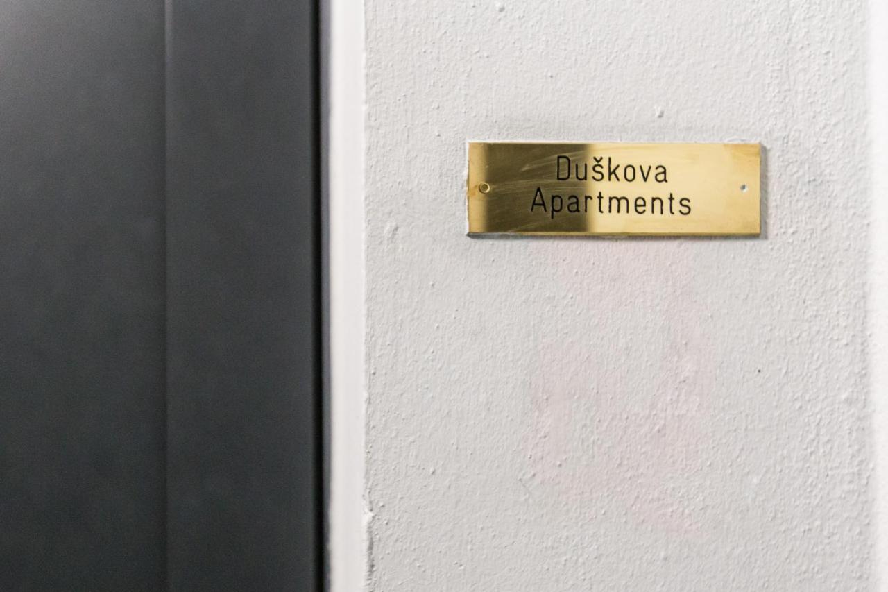 Duskova Apartments Прага Экстерьер фото